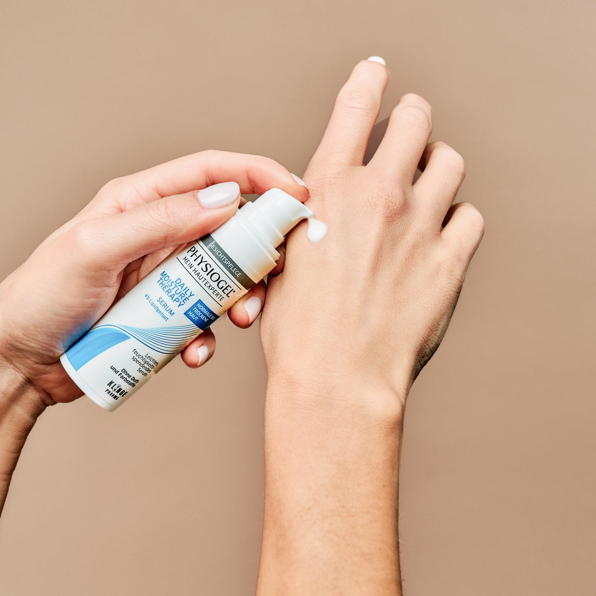 Daily Moisture Therapy Serum
